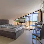 Beautiful In With Swimming Pool Apartment